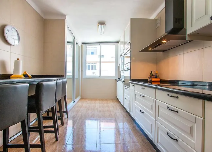 Apto Cerca De La Playa Torrecilla En Nerja, En Almirante Carranza 17 * Nerja