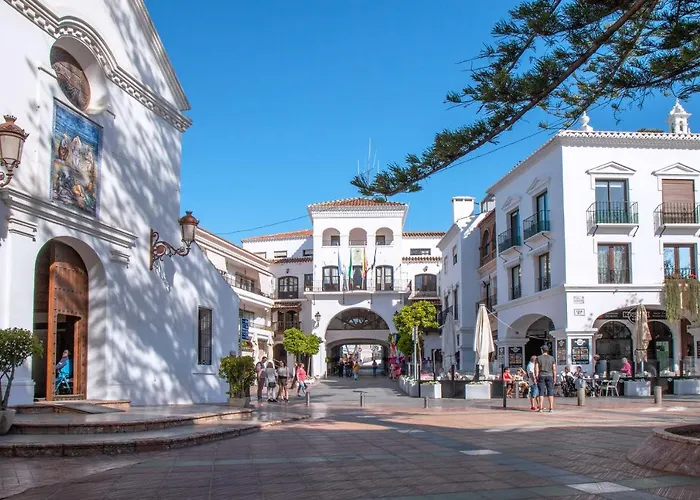 Apto Cerca De La Playa Torrecilla En Nerja, En Almirante Carranza 17 * Nerja