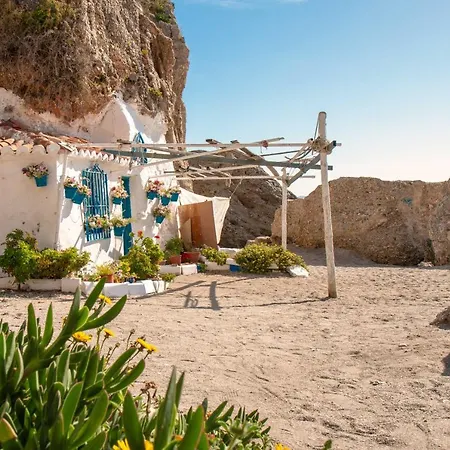 Апартаменты Apto Cerca De La Playa Torrecilla En Nerja, En Almirante Carranza 17 *